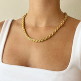 Collar Twist