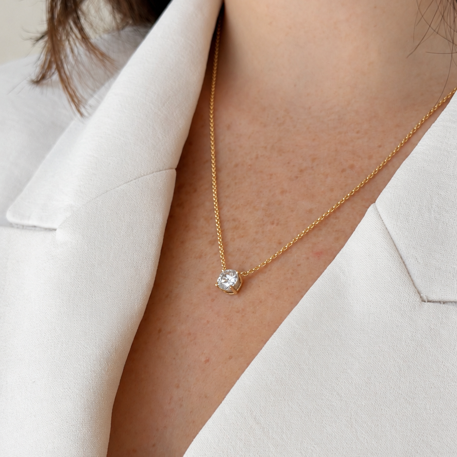 Collar Solitario Dorado 1 ct